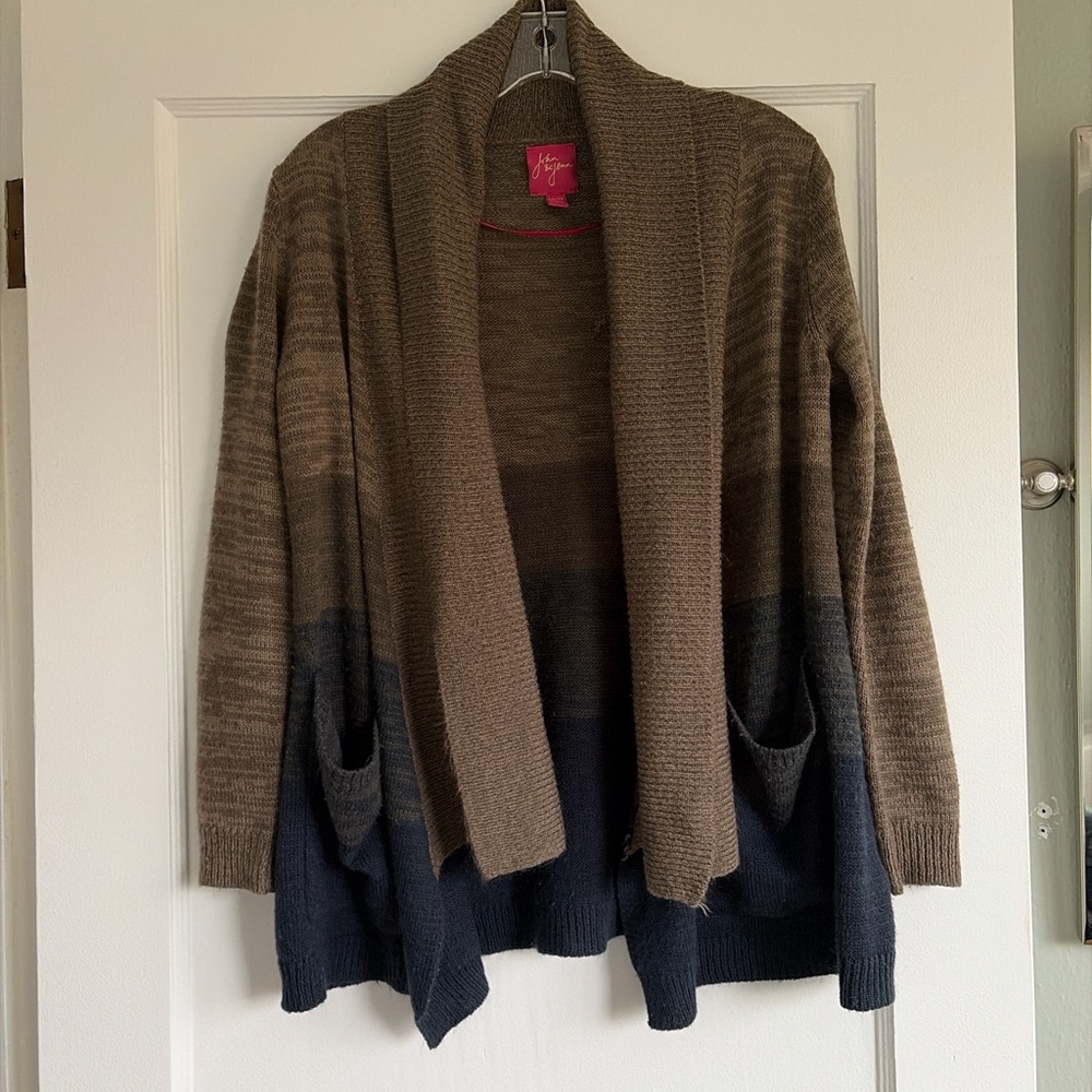 John + Jenn brown and navy striped cardigan with pockets